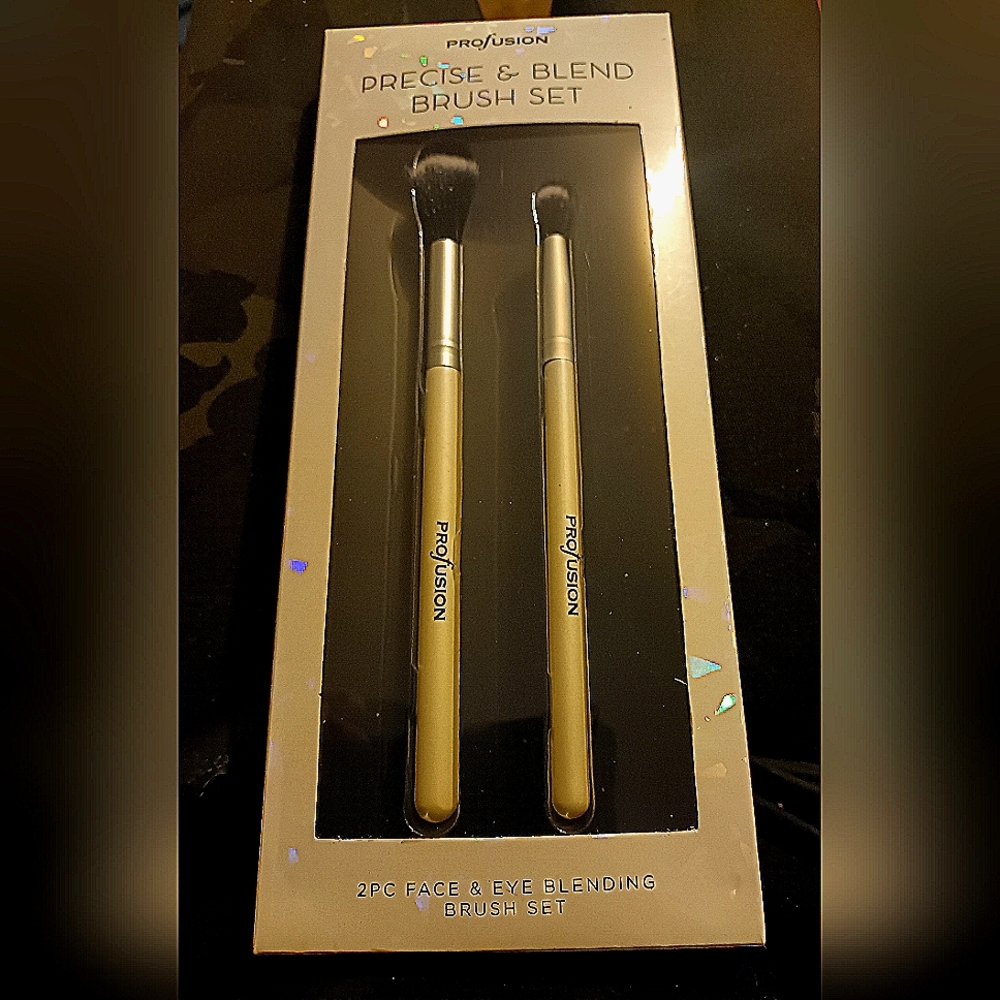 Profusion precise & blend brush set